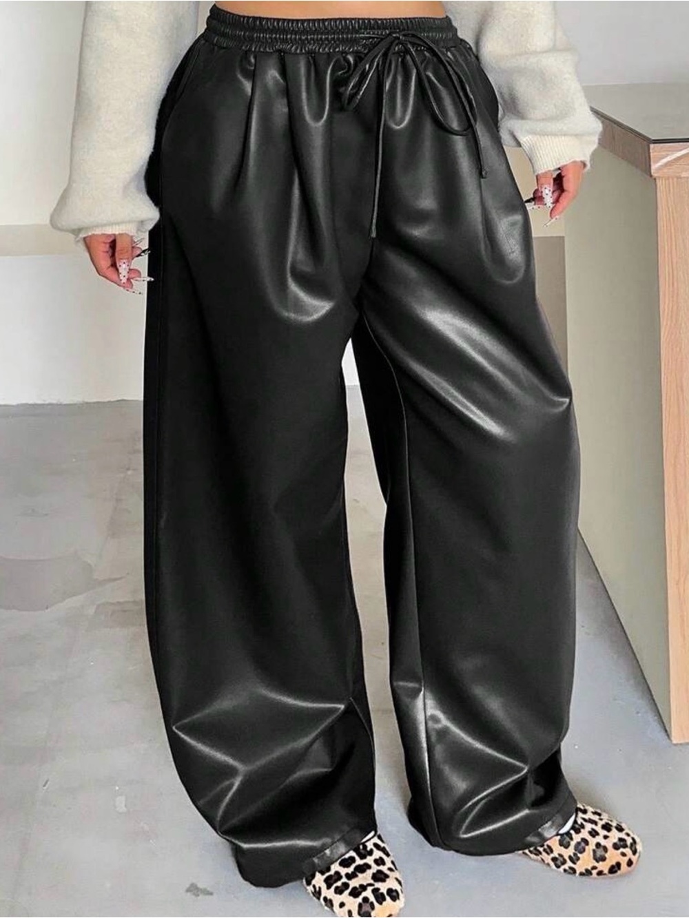 Wide-Leg Faux Leather Pants - Black